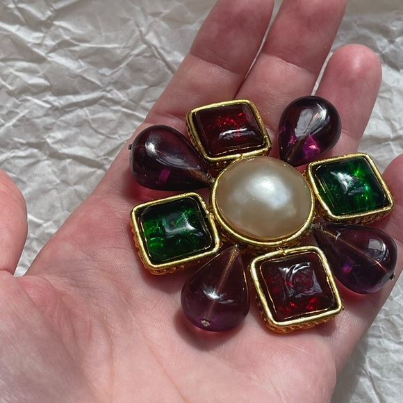 Chanel Gripoix Maltese Cross Season 23 Brooch - Picture 5 of 12